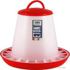 Robust Plastic Feeder With Lid 3kg